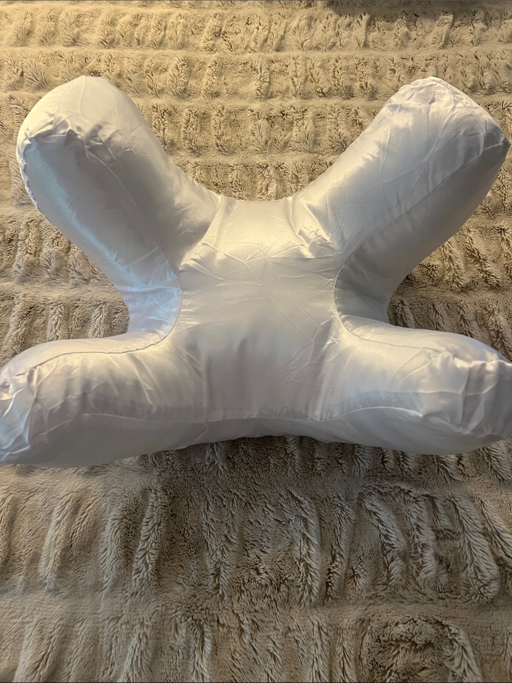 FLAWLESS FACE PILLOW CLOUD + FREE SATIN PILLOWCASE